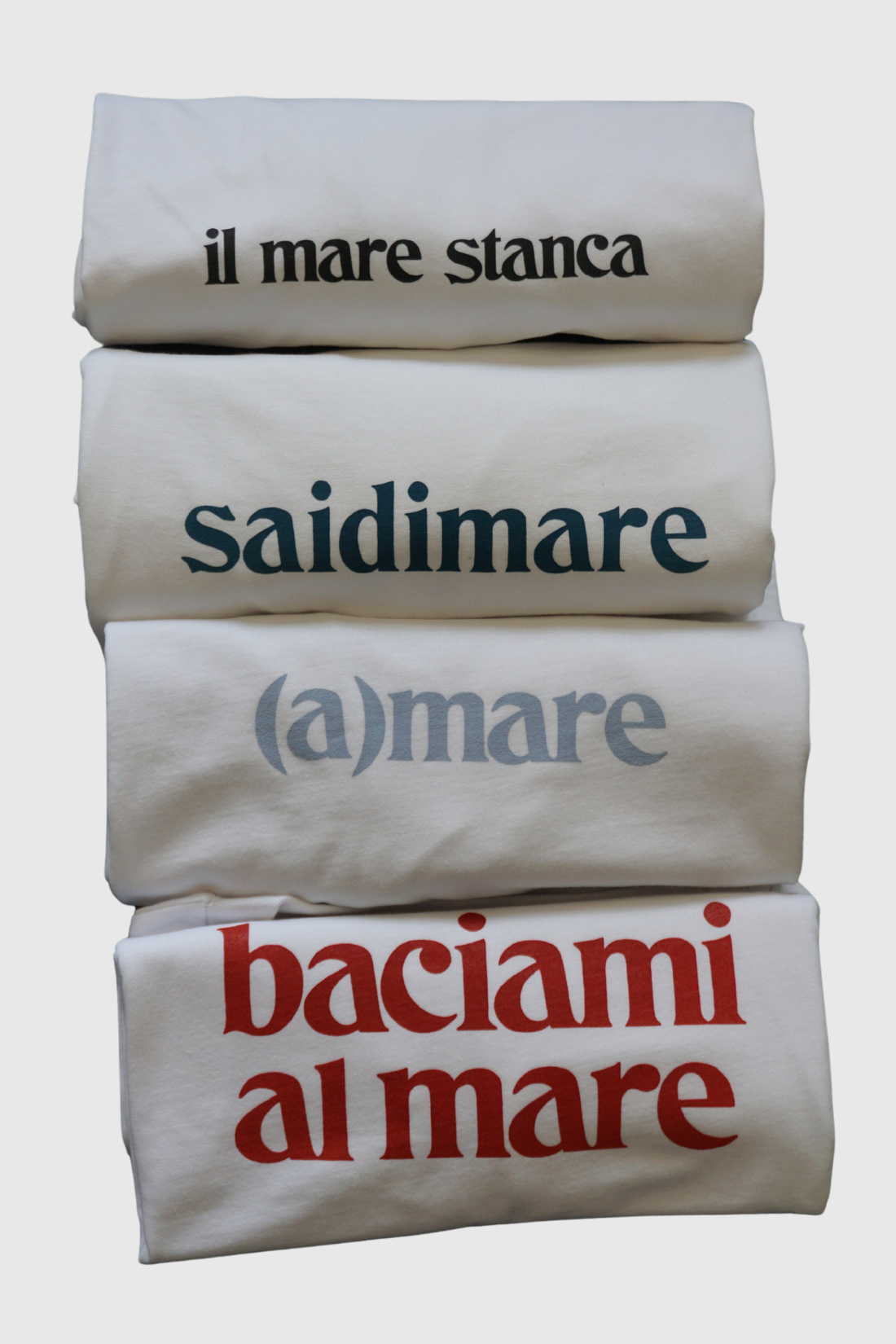 T-shirt con scritte