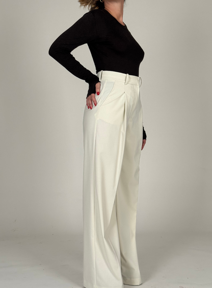 Pantalone Bianco a Vita Alta – Pulito, ma con personalità