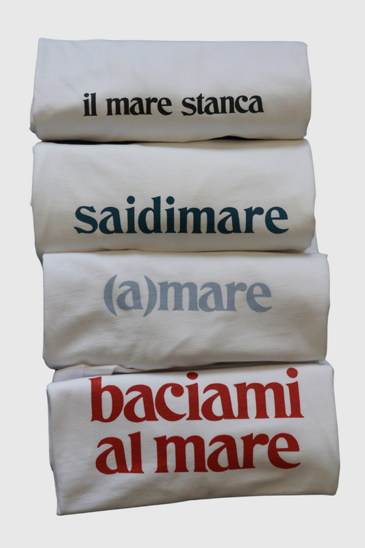 T-shirt con scritte