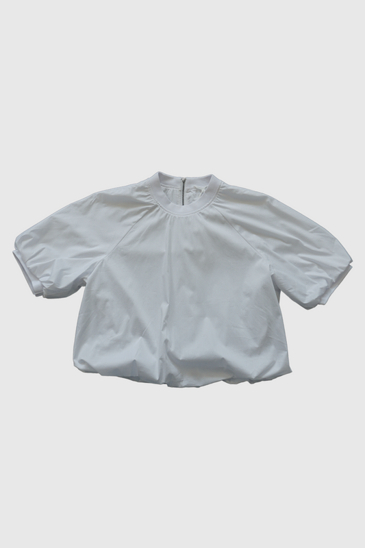Blusa bianca a sbuffo